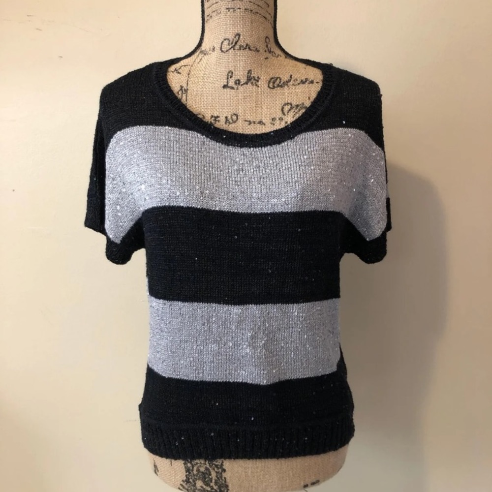 INC tissue sequin short sleeve blouse M